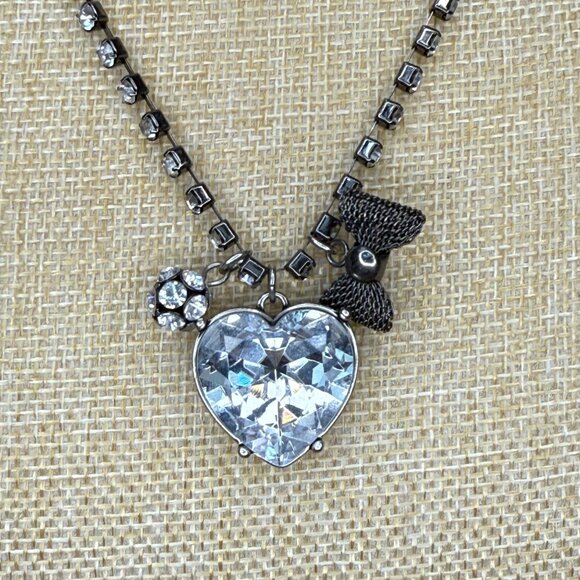 Betsey Johnson Rare Crystal Heart Pendant Necklace W/ Bow & Flower Charm - Picture 5 of 11